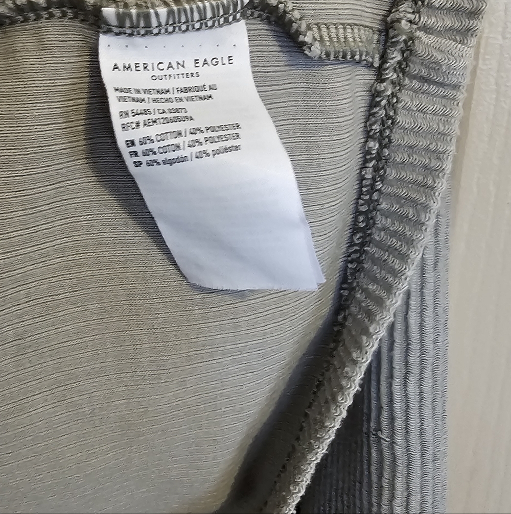 AE Cropped Half Waffle Button-Up Hoodie Small - Picture 4 of 5